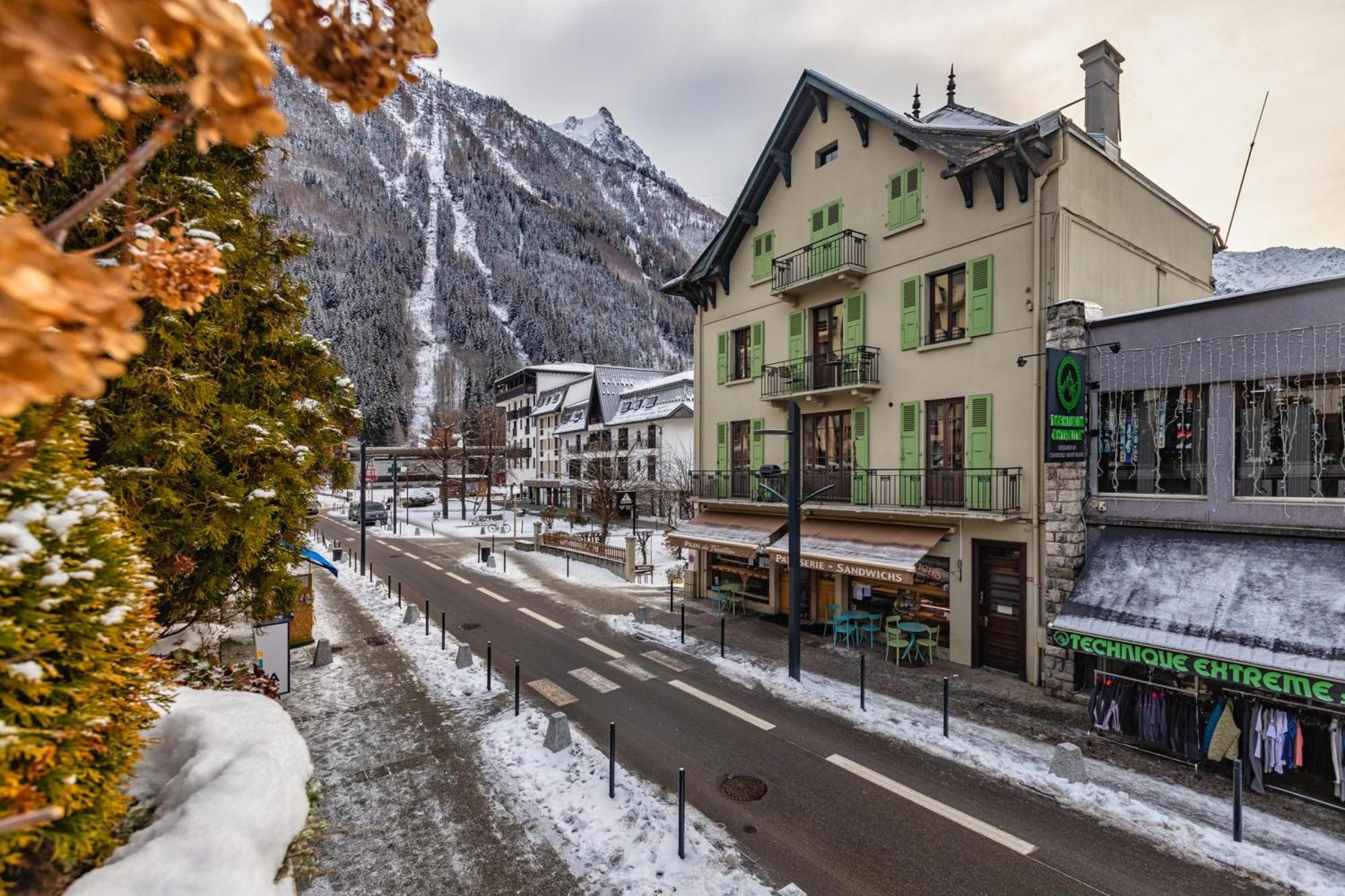 Duplex Aiguille Du Midi Large Terrasse - Happy Rentals Chamonix Bagian luar foto