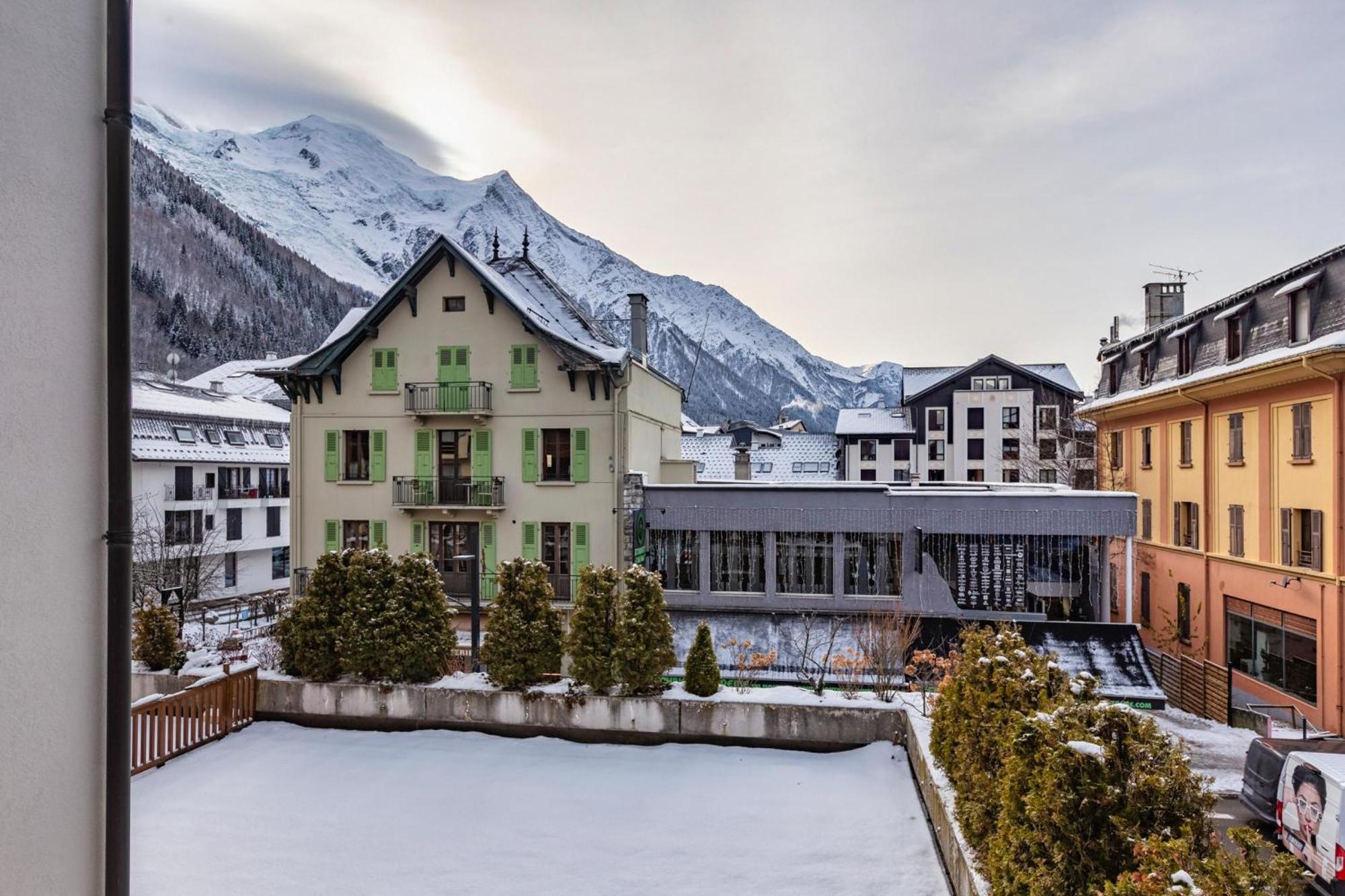Duplex Aiguille Du Midi Large Terrasse - Happy Rentals Chamonix Bagian luar foto