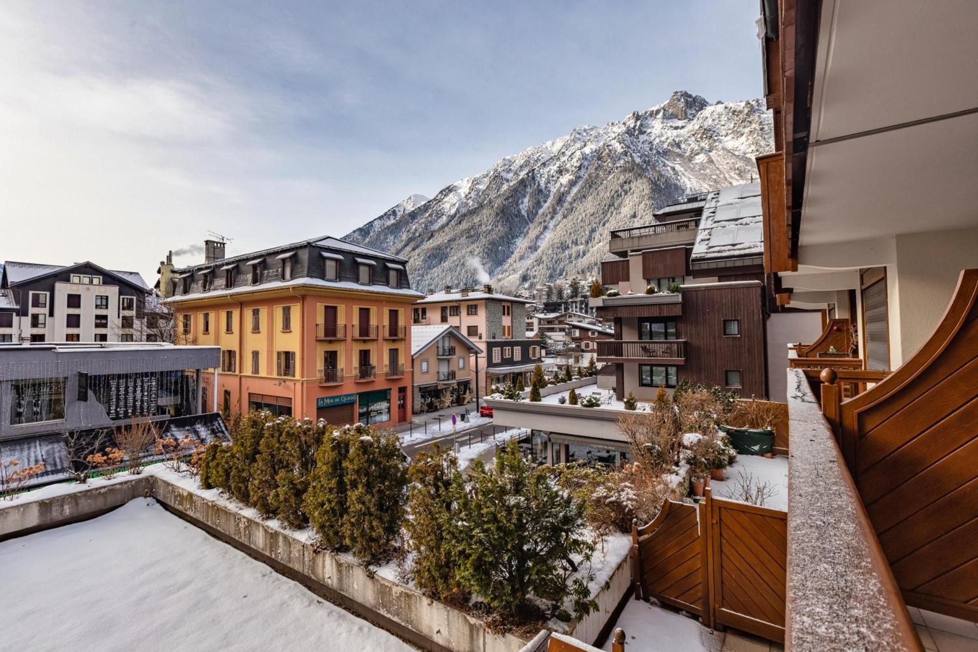 Duplex Aiguille Du Midi Large Terrasse - Happy Rentals Chamonix Bagian luar foto