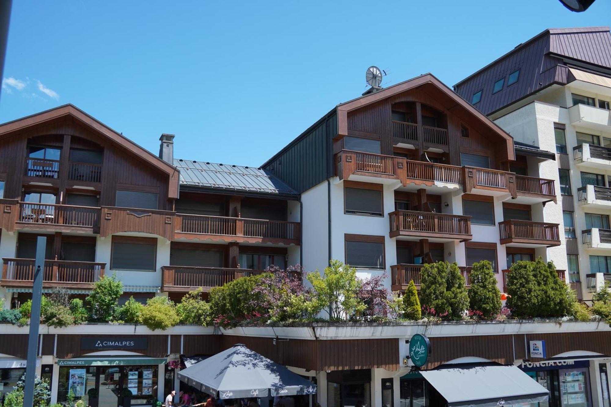 Duplex Aiguille Du Midi Large Terrasse - Happy Rentals Chamonix Bagian luar foto