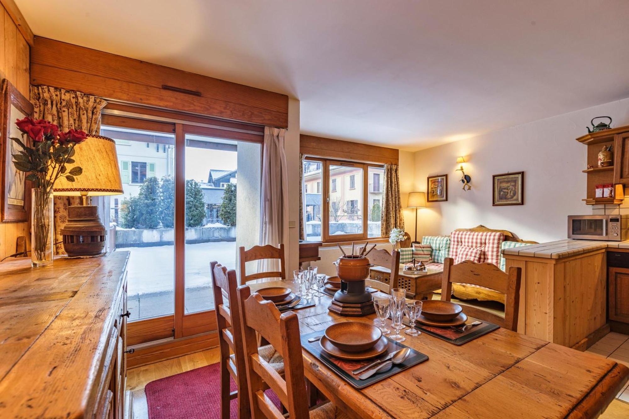 Duplex Aiguille Du Midi Large Terrasse - Happy Rentals Chamonix Bagian luar foto